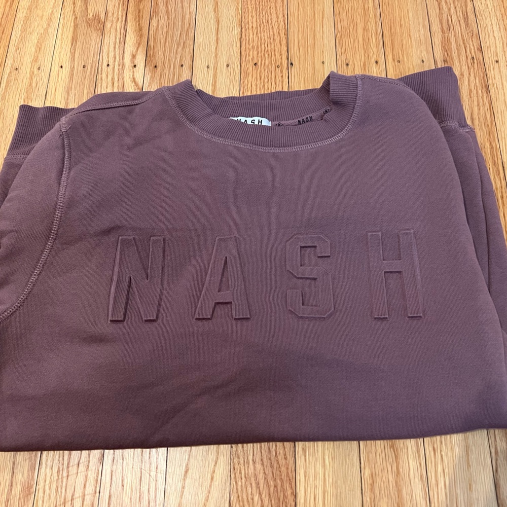 Size S/M Nash Collection Sweatshirt. Worn 1 time, smoke free, pet free home!